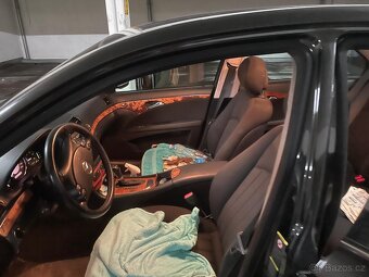 Mercedes E320 CDI - 6