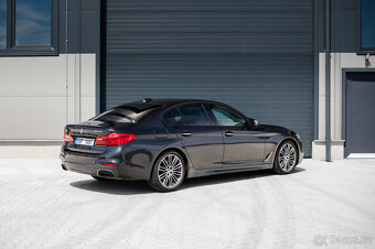 BMW M550i, 340kW - 6