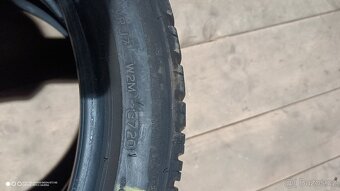 Zimní pneumatiky 225/45r18 - 6