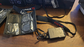 Panasonic GH4 + 2 objektivy + příslušenství - 6