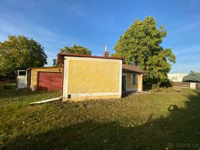 Prodej lukrativního pozemku se starším domkem, 30 km od Plzn - 6