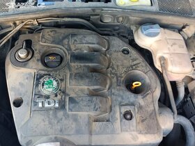 Škoda super B 1 - 1.9 TDI DÍLY - 6