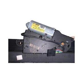 Posuvné skleněné střešní okno 7L0877049 VW Touareg 7L 2006 - 6
