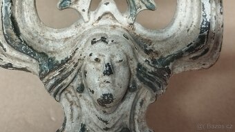 starý krásný zdobený mlýnek na strouhanku JUGENDSTIL - 6