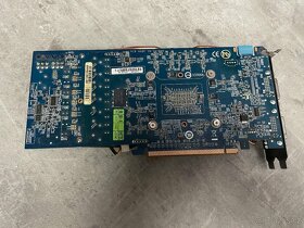 GIGABYTE 560 OC - 6