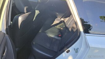Toyota Auris - 6