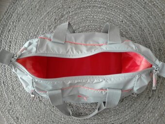 Sportovní taška PUMA dámská - 6