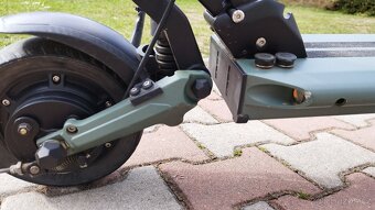 Koloběžka Vsett 8+ 1200W - 6