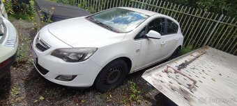 Opel Astra J 1.3 cdti rok 2012 náhradní dily - 6