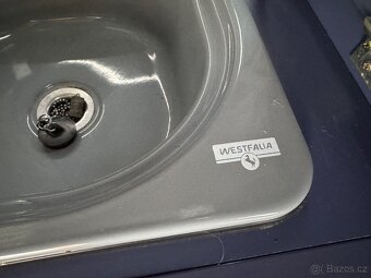 Interier/ nabytek California T4 - 6