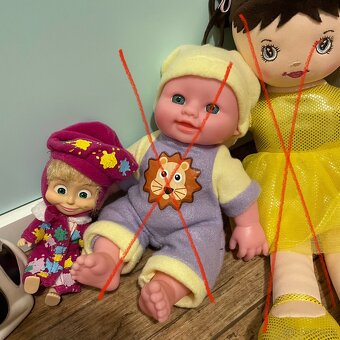 Hračky a plyšáci - 6