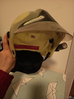 Hasičská helma/přilba - 6
