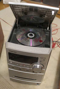Sony CMT-NEZ3 - 6