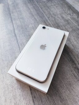 iPhone SE 2020 128gb bílý - 6