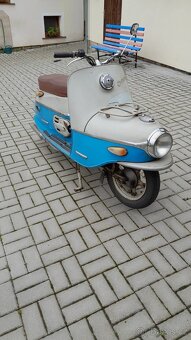 Skútr ČZ 175 - 6