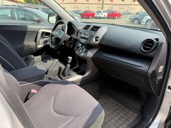 Toyota Rav4 4x4 - 6