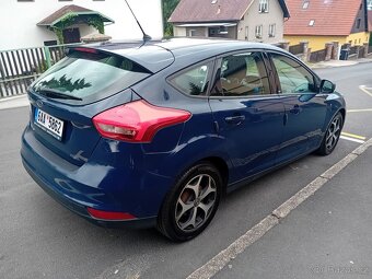 FORD FOCUS 1.6 16V 2017 ČR - 6