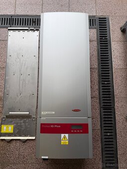 Prodám Střídač/měnič k FVE Fronius IG Plus - 6
