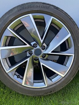 Škoda Enyaq R20 letní sada - 6