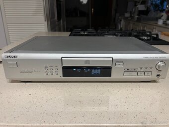 CD přehrávač Sony CDP-XE500 - 6