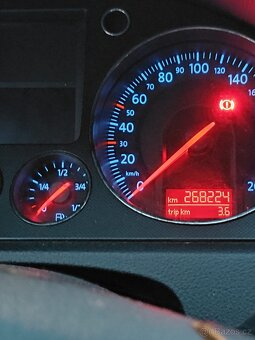 Volkswagen Passat b6 - 6