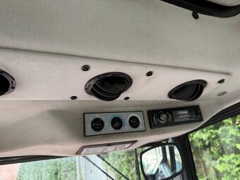 Predám traktor Hattat c3065 s pluhom Kverneland MZ - 6