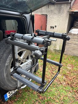 Nosič kol Thule na rezervu - 6