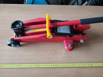 Hydraulický pojízdný hever 2t - 6