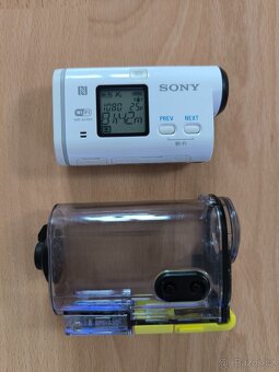 Sony HDR-AS100VW + sportovní set - 6