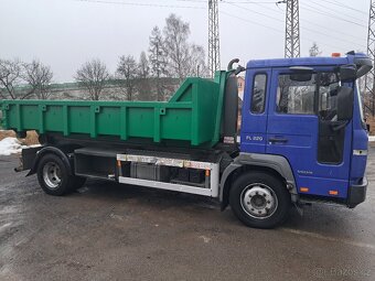 Prodám Volvo FL220 hakovy nosič kontejnerů - 6