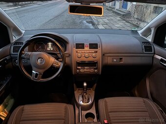 Volkswagen Touran - 6