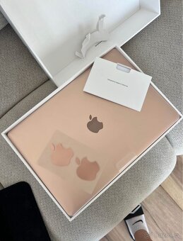 Apple MacBook Air 2020 M1 Gold - 6