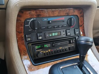 Jaguar XJ40 X300 Redukční rámeček pro rádio - 6