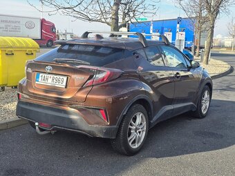 Toyota C-HR 2017 1.8 hybrid - 6