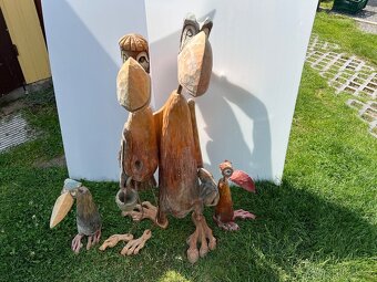 Dubové sochy člunozubce afrického - 6