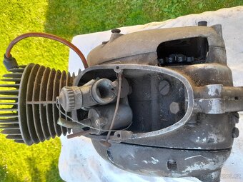 motor CZ 150 - 6