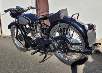 Velocette 350 OHV model MAC - 6