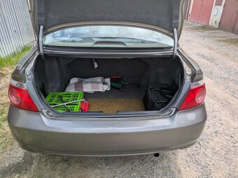 Honda City 1.3 i-DSI, 61 kW - 6