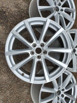 Zimní sada originálních alu kol Volkswagen – 5x112 - 6