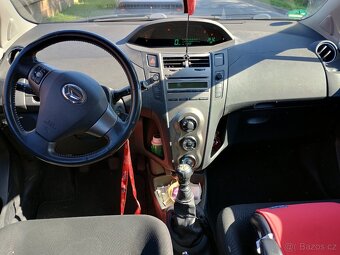 Daihatsu Charade - 6