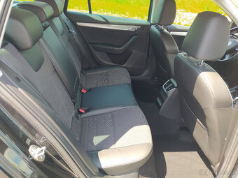 Škoda Octavia Combi 2.0 TDi, bi-xenony, navi, tempomat - 6