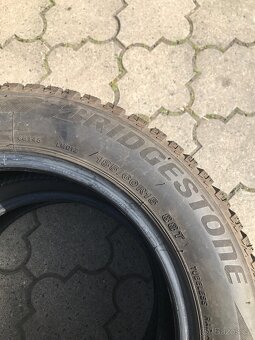 Zimní pneu 185/60/15 - 6