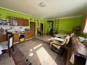 Prodej komerčního RD s bydlením, zahradou a garáži Morkovice - 6