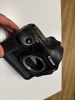 Canon EOS 1D Mark IV - 6