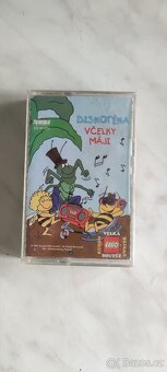 Včelka Mája a Šmoulové.Kazety MC - 6
