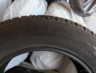Prodám 4ks zimní pneu Nokian WR SUV 4 - 6