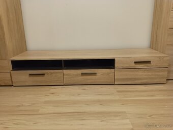 Nábytková stěna - 6