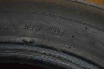 Zimní pneu 205/60/16 - 6