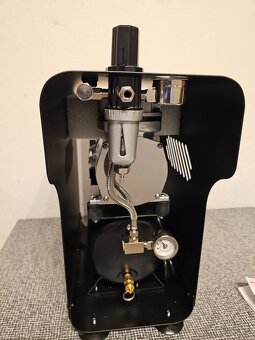 Airbrush Kompresor Anest Iwata Sparmax TC-620X - 6