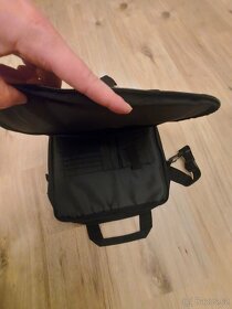 Kabelka,Dekorace tulipán cedule motýl - 6